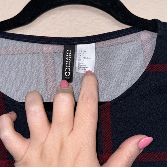 H&M navy blue and red checker mini skater dress - Picture 3 of 3